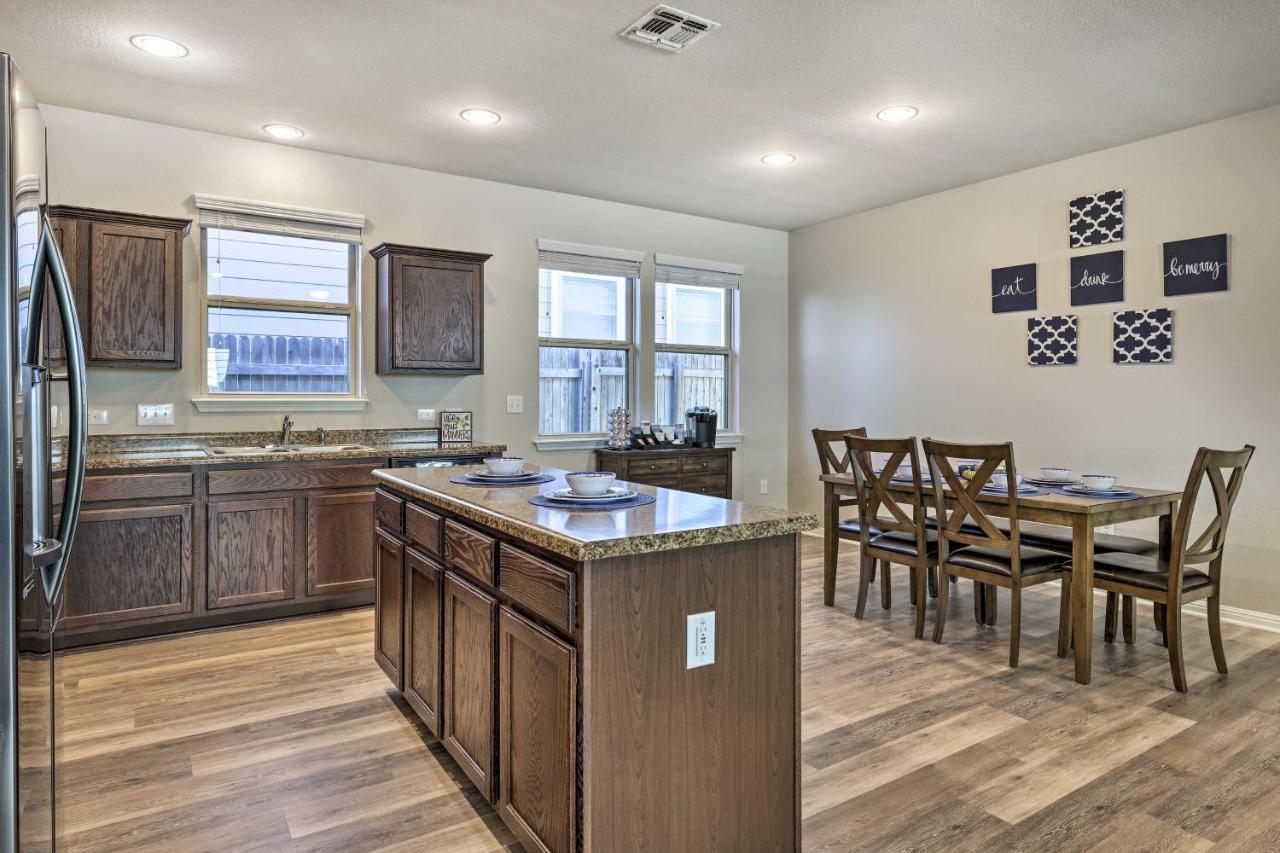 Buda Home With Smart Tv About 19 Mi To Downtown Austin Exterior foto